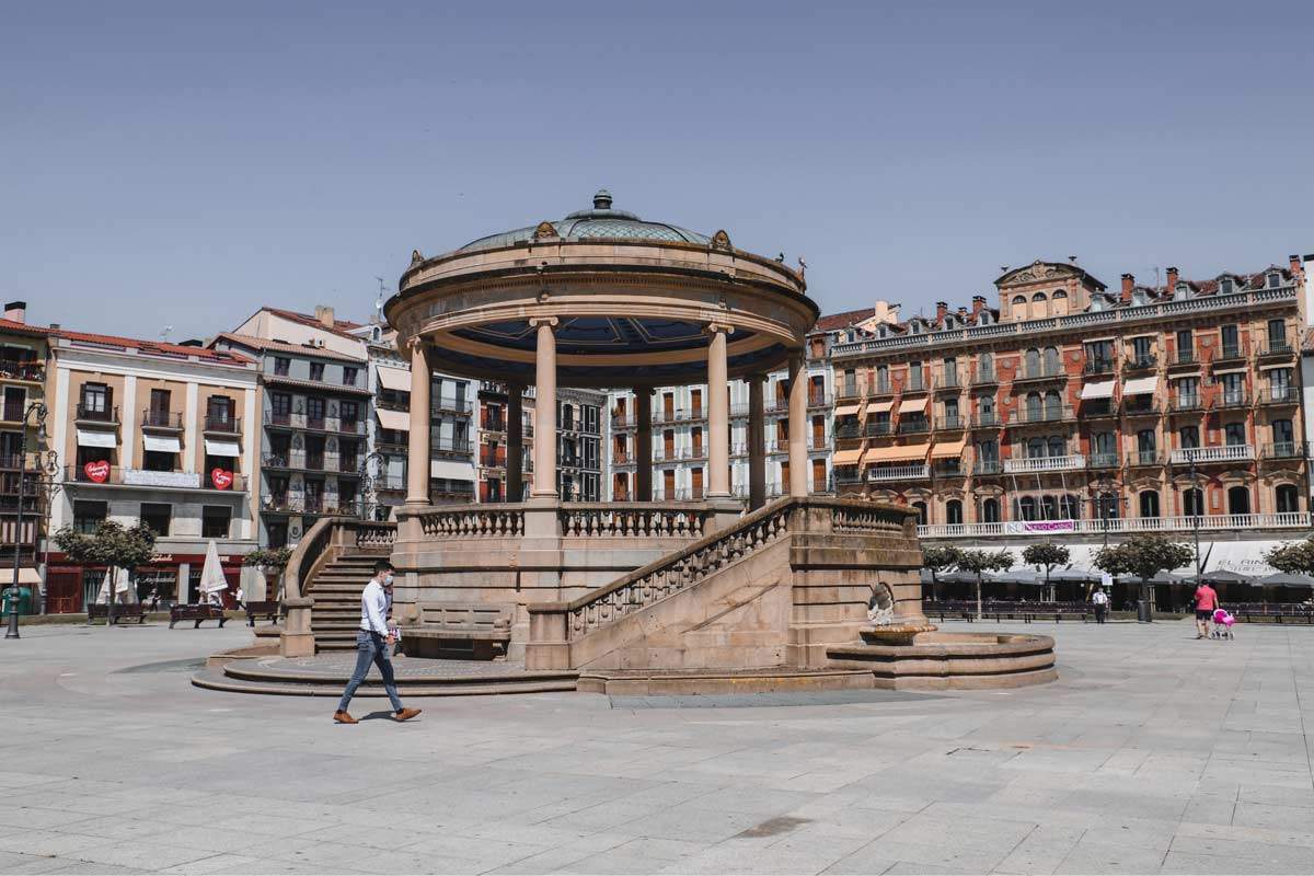 QUÉ VER EN EL CASCO ANTIGUO DE PAMPLONA. Recorrido por los 42 rincones