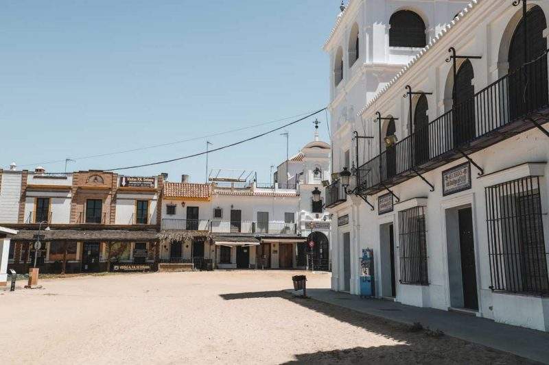 QUÉ VER en la Aldea de EL ROCÍO, Huelva. Dosmochilasymedia