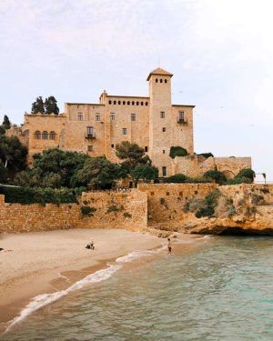 Qué ver cerca de Tarragona excursiones Playa de Tamarit Cala Jovera Mejores lugares Cataluña