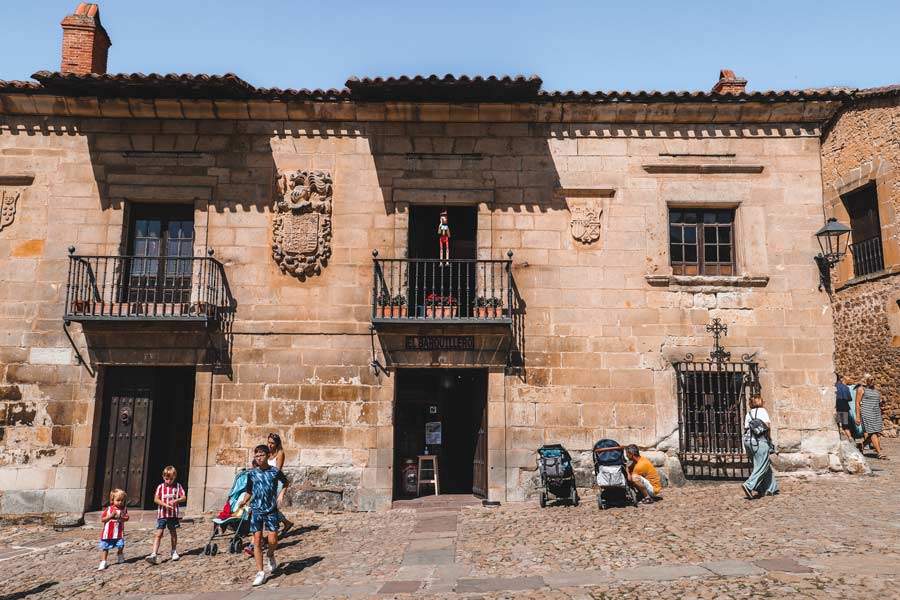 Qué ver en Santillana del Mar Cantabria España El Barquillero