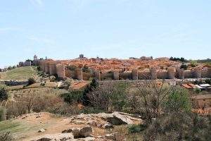 qué ver cerca de Salamanca Qué ver en Ávila Mirador Humilladero de los Cuatro Postes vistas que ver en Castilla y León