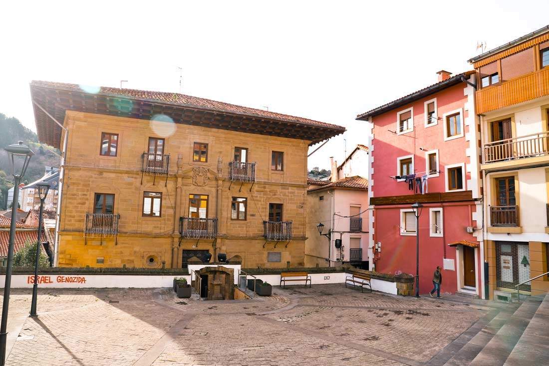 QUÉ VER EN MUTRIKU PUEBLOS MÁS BONITOS DE GUIPÚZCOA GIPUZKOA PUEBLOS BONITOS COSTA GUIPUZCOANA QUÉ VER EN GIPUZKOA QUÉ VER EN GUIPÚZCOA QUÉ VER EN EUSKADI QUÉ VER EN EL PAÍS VASCO MOTRICO PALACIO ZABIEL