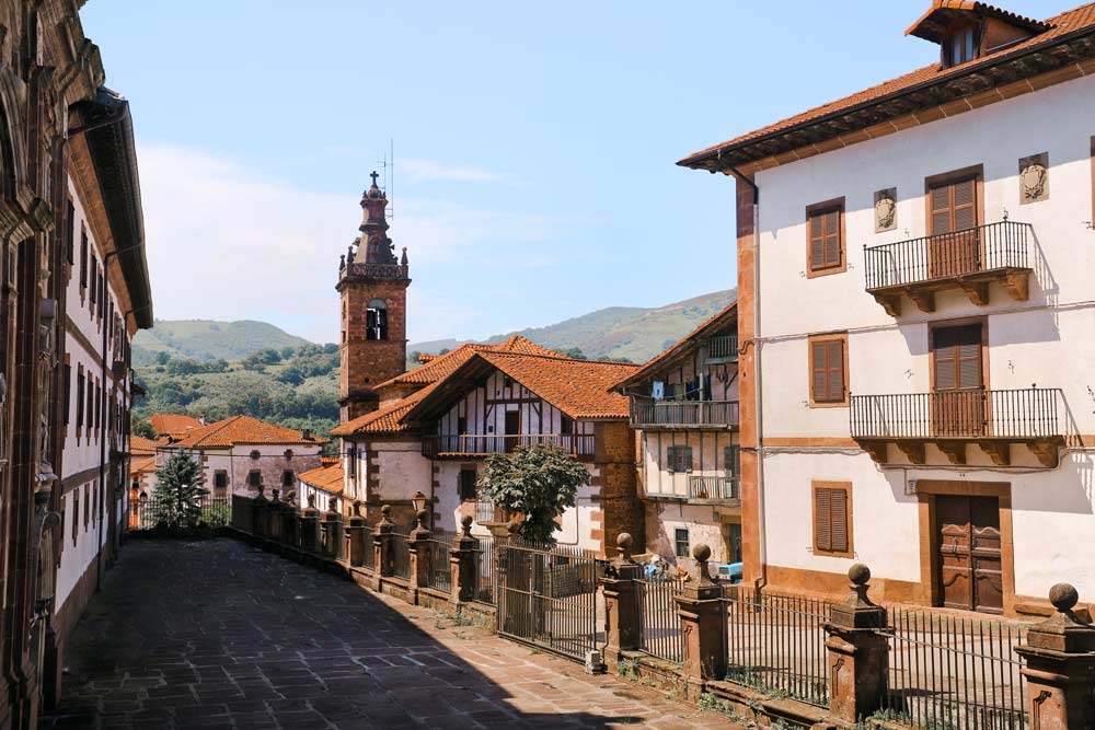 QUÉ VER EN ARIZKUN QUÉ VER EN EL VALLE DEL BAZTAN PUEBLOS MÁS BONITOS QUE VER EN NAVARRA NORTE QUÉ VER CERCA DE ELIZONDO